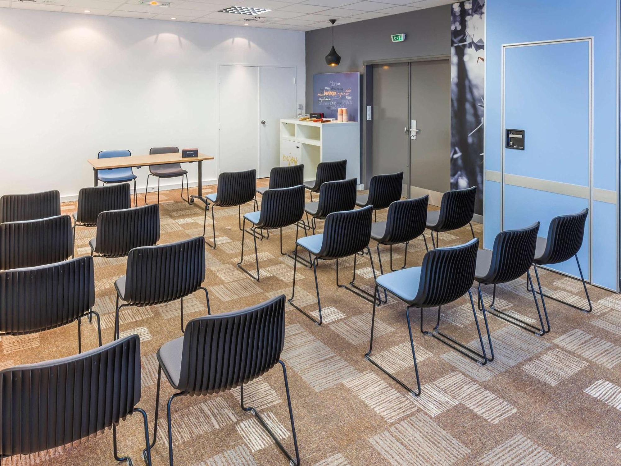 Ibis Nantes Centre Gare Sud Hotell Eksteriør bilde